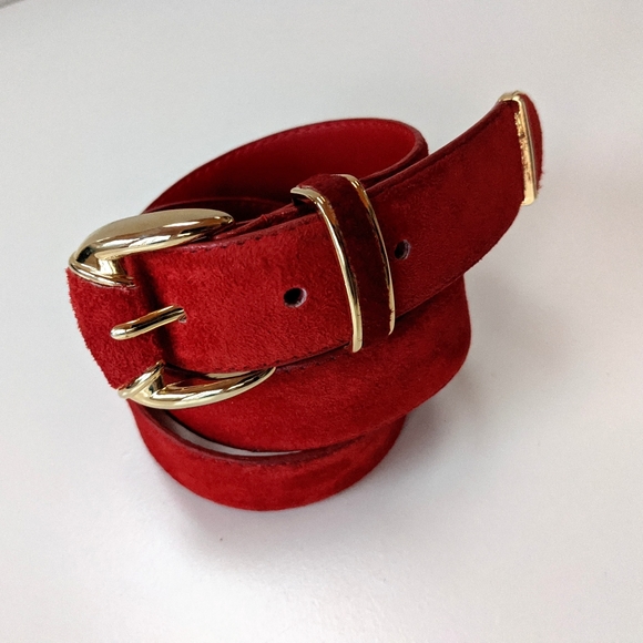 💔SOLD💔 don caster red suede belt W gold hardware - Picture 7 of 9